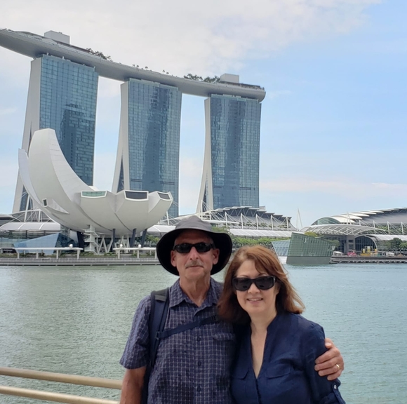 Meet your Posher, Geordine - Picture 1 of 1